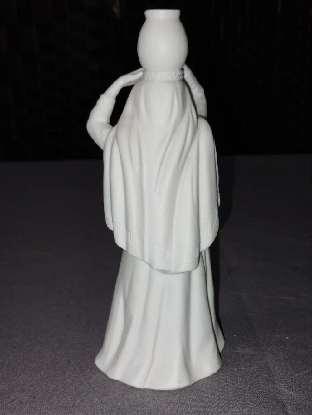 Avon Nativity Collectibles Woman with Water Jar Porcelain Figurine